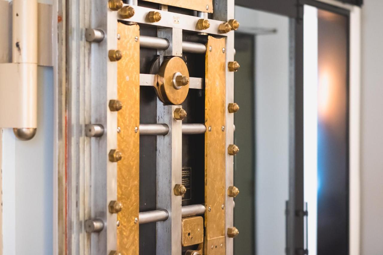 The Vault Hotel Houghton Eksteriør bilde