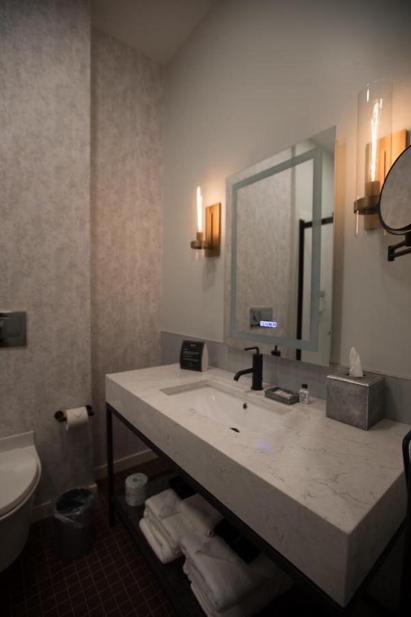 The Vault Hotel Houghton Eksteriør bilde